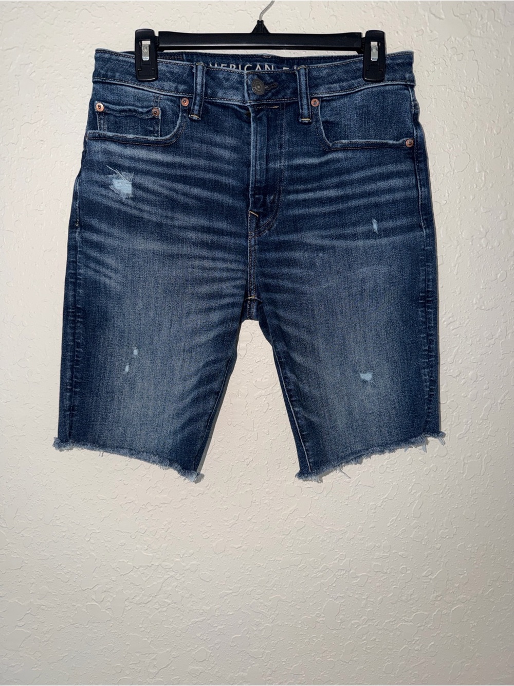 American Eagle AirFlex Denim Shorts Men’s Size 30 Distressed Raw Hem
